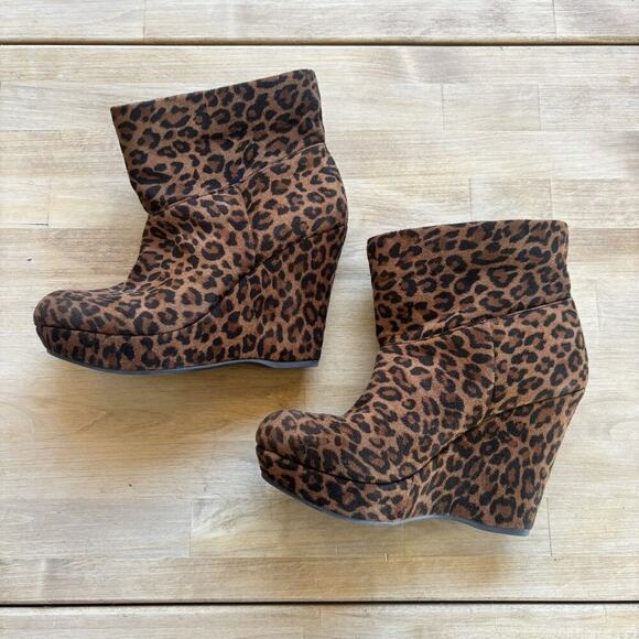 GIANNI BINI Womens Size 8M Leopard Suede Slouch Ankle Platform Wedge Bootie Read - Picture 3 of 11